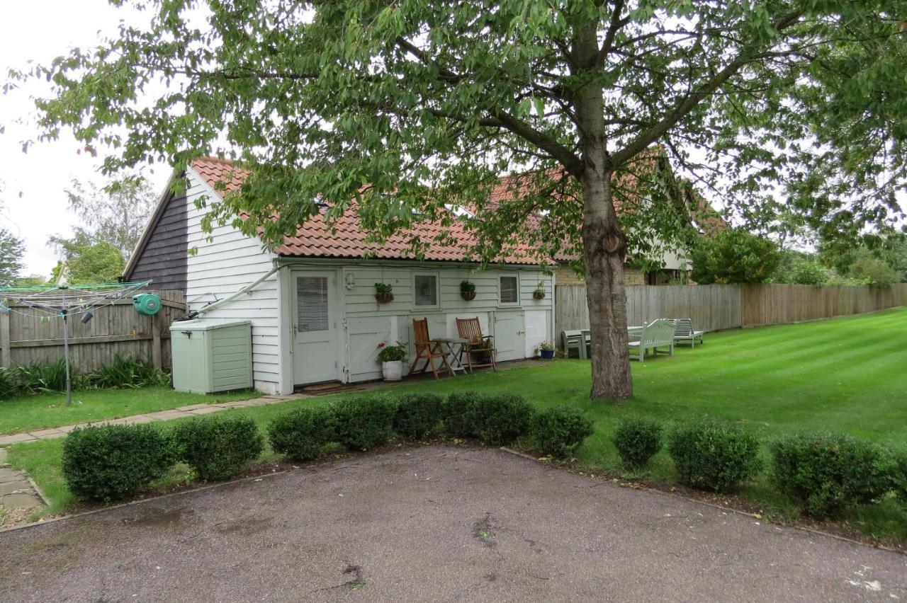 The Old Stables, Whitehall Farmhouse, Oakington CBG Exterior foto